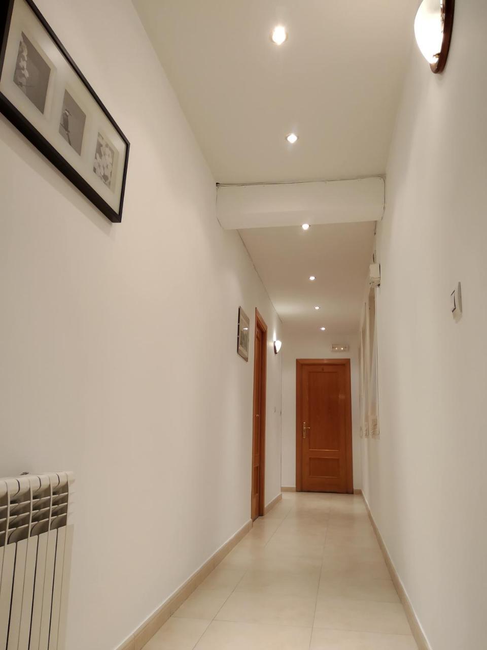 Pension Dominguez Madrid Esterno foto